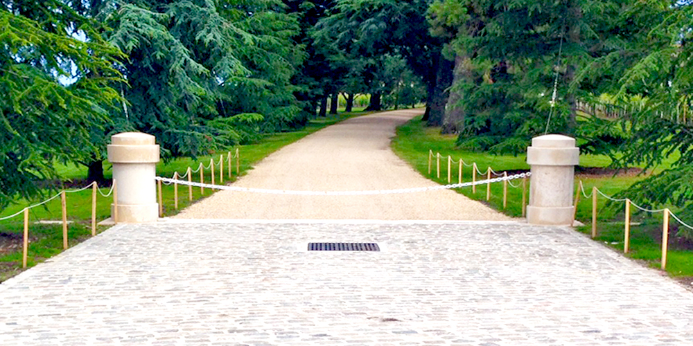 chain gate